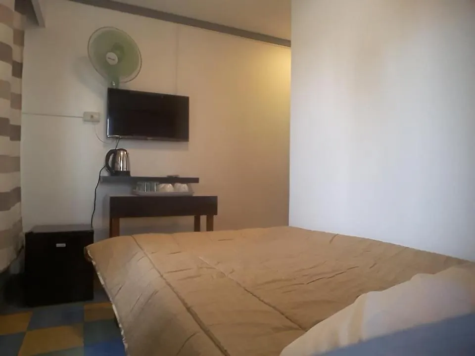 Furutech Hostel Manila 3*,  Philippines